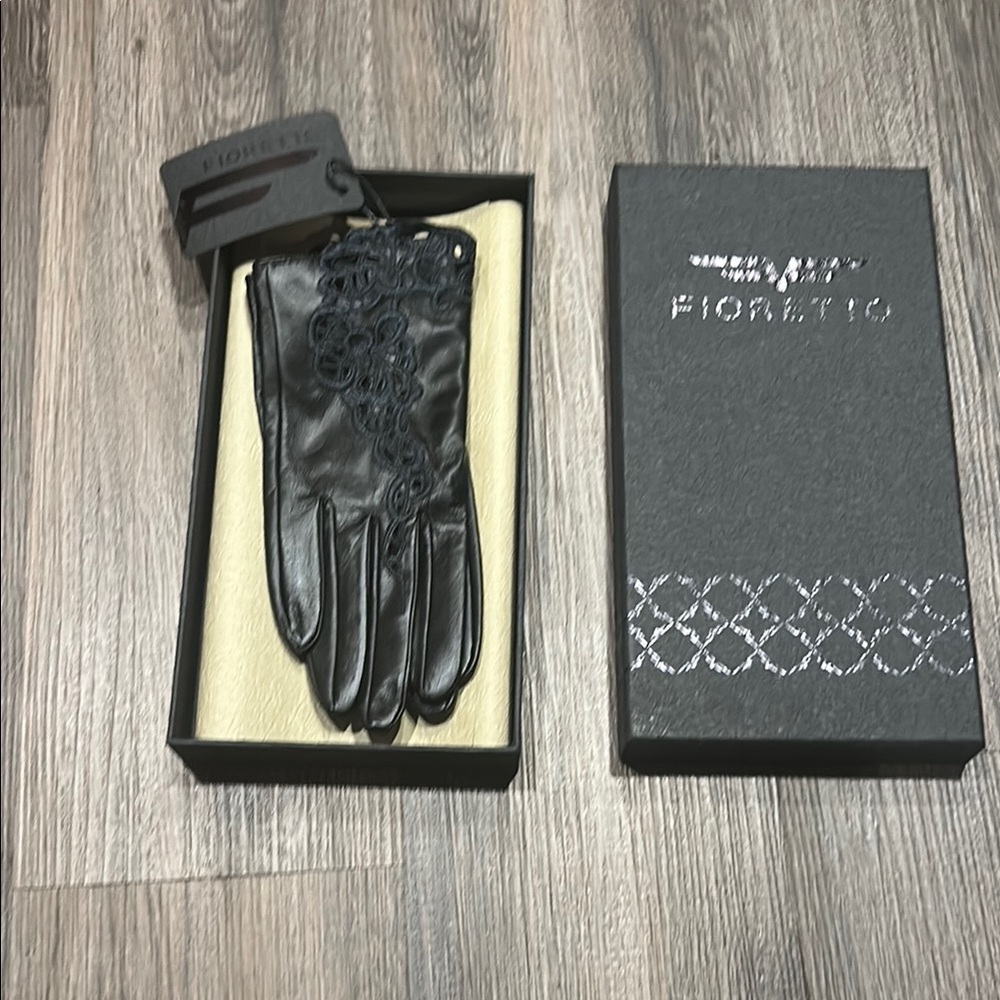 Black Leather Gloves with Lace Accent